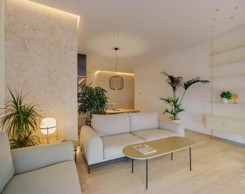 CRISTINA JÓDAR PÉREZ ARQUITECTA